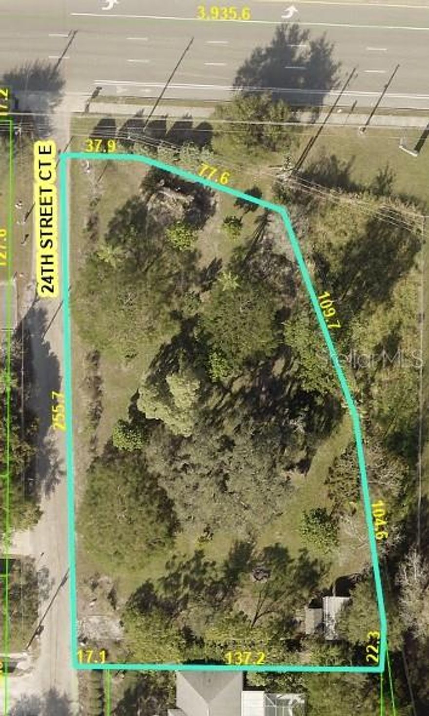 Commercial vacant lots like this one don't come up for sale very often. Located right on SR 70 close to the busy intersection of SR 70 and 301. This beautiful piece of property has mature trees and landscaping. With this properties current zoning there is a long list of possible uses. From the counties zoning website "The PR-M district may also facilitate mixed-use, including attached dwellings, multi-family residential and office, within Urban Corridors and activity nodes". The property is currently zoned PR-M but could possibly be approved for multiple other zoning such as Res 9. If you are looking for a great piece of land that is centrally located, this could be the one you have been looking for.