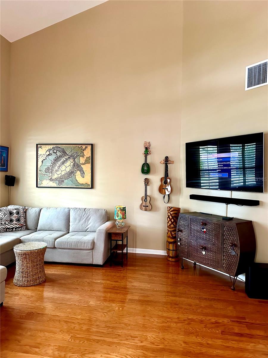 122 RIDGEWAY BLVD
