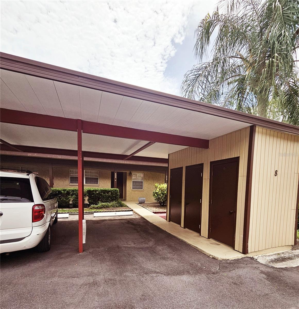 601 N HERCULES AVENUE 809