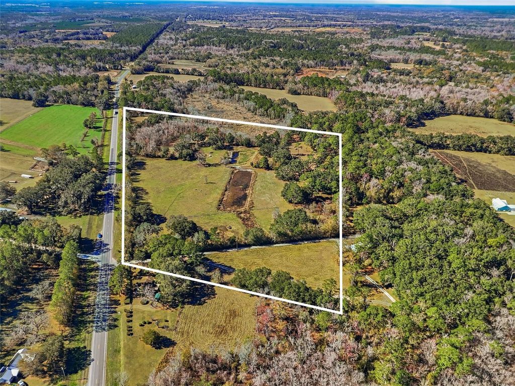 Photo of 6721 W State Road 235, Alachua, FL 32615 (MLS # GC536871)