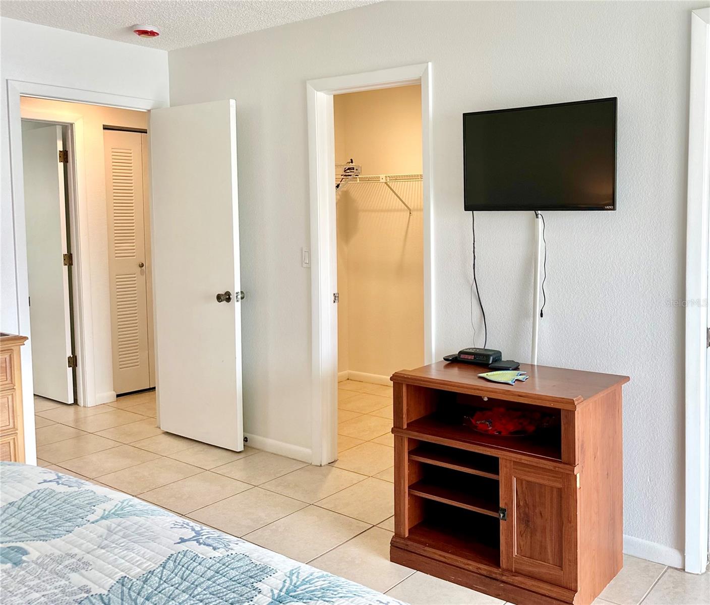 PALM MANOR PH 03 - Residential