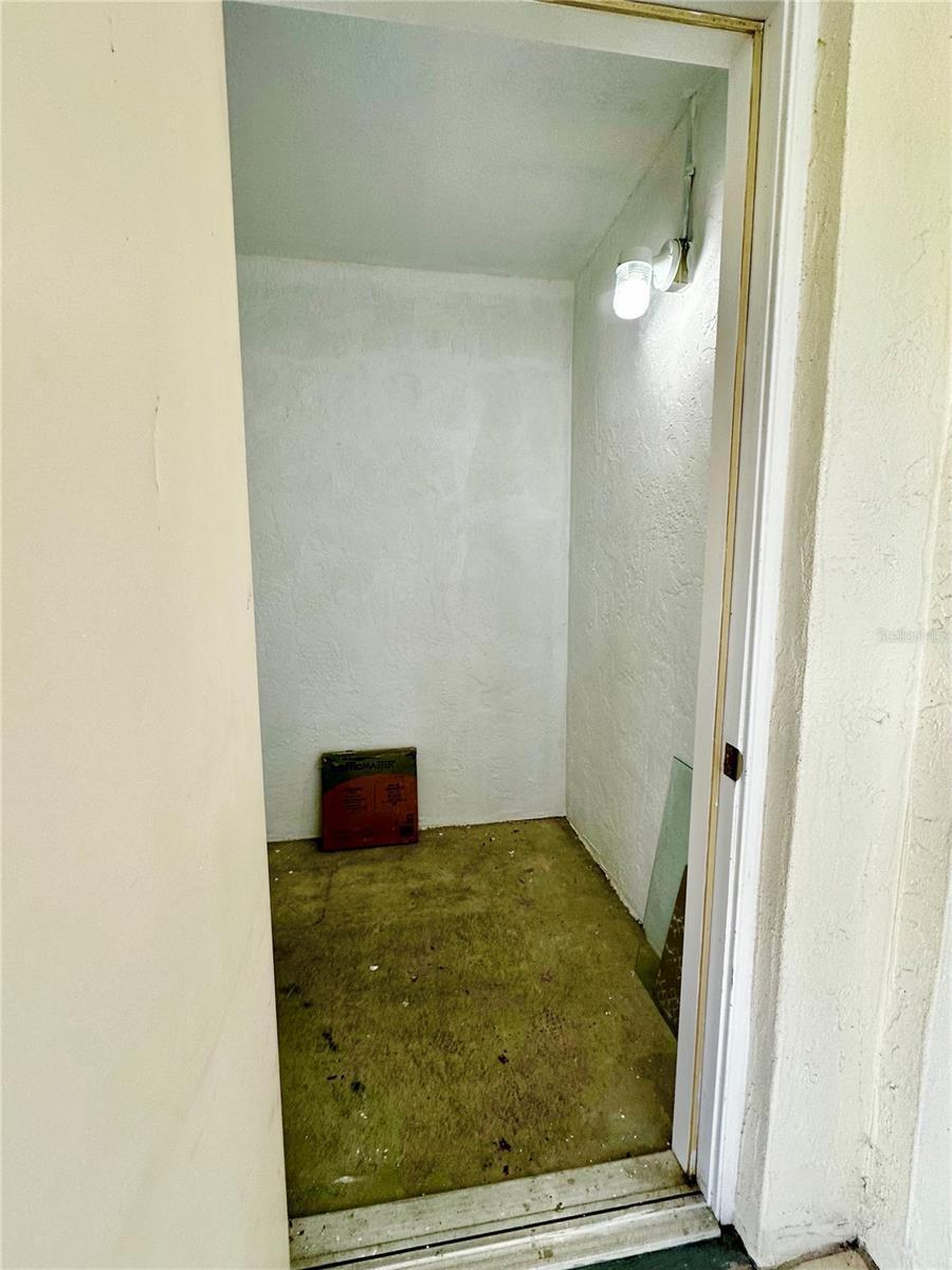 PALM MANOR PH 03 - Residential