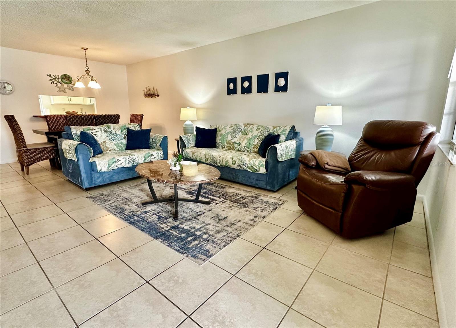 PALM MANOR PH 03 - Residential