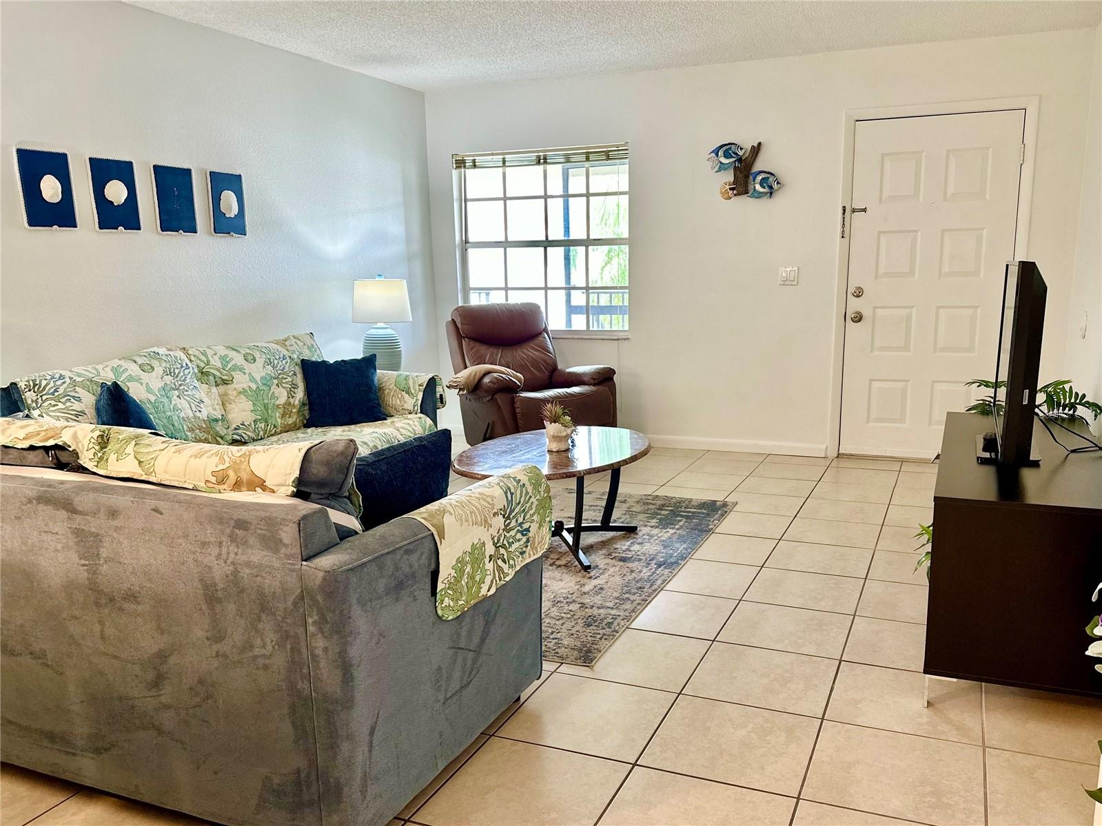 PALM MANOR PH 03 - Residential