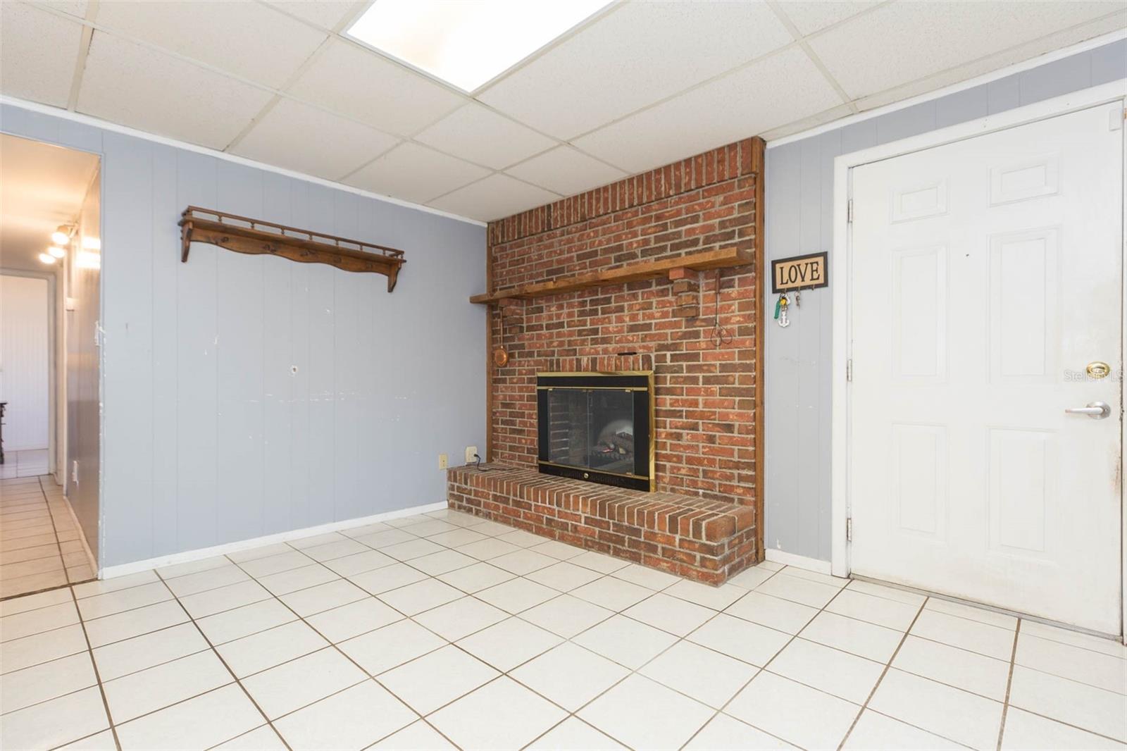 4102 W FAIRVIEW HEIGHTS