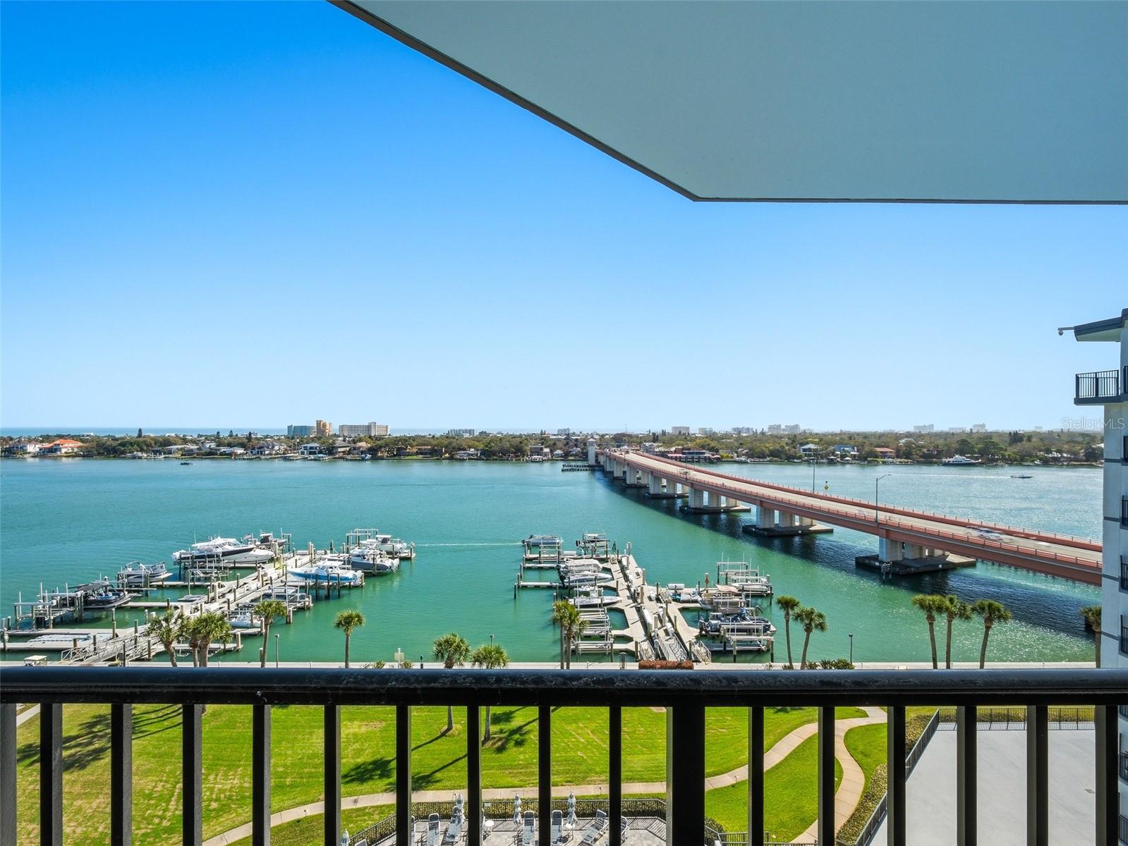 DIAMOND HEAD POINT CONDO - Residential