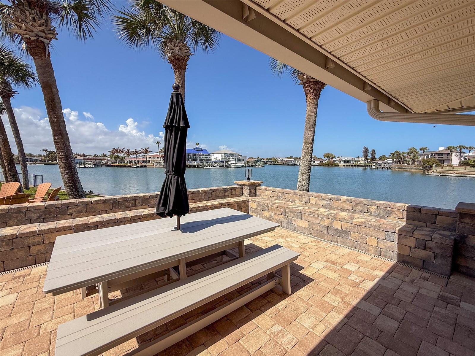 DIAMOND HEAD POINT CONDO - Residential