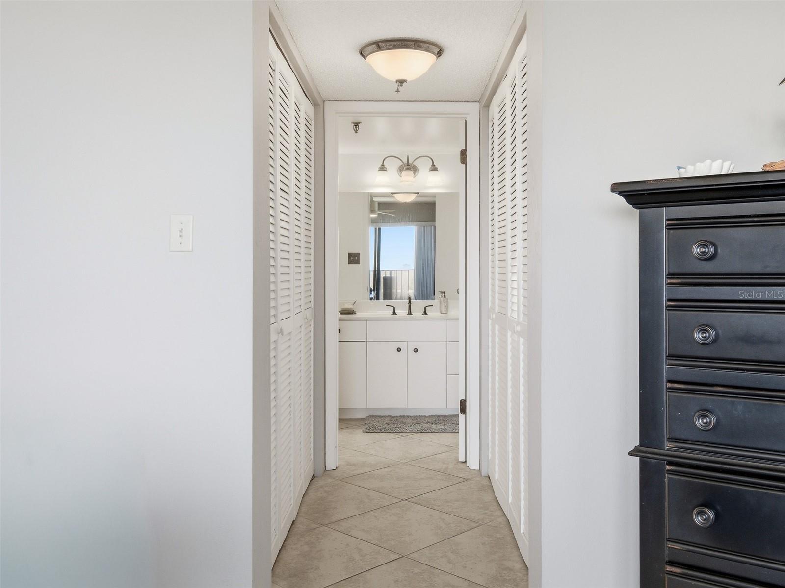 DIAMOND HEAD POINT CONDO - Residential