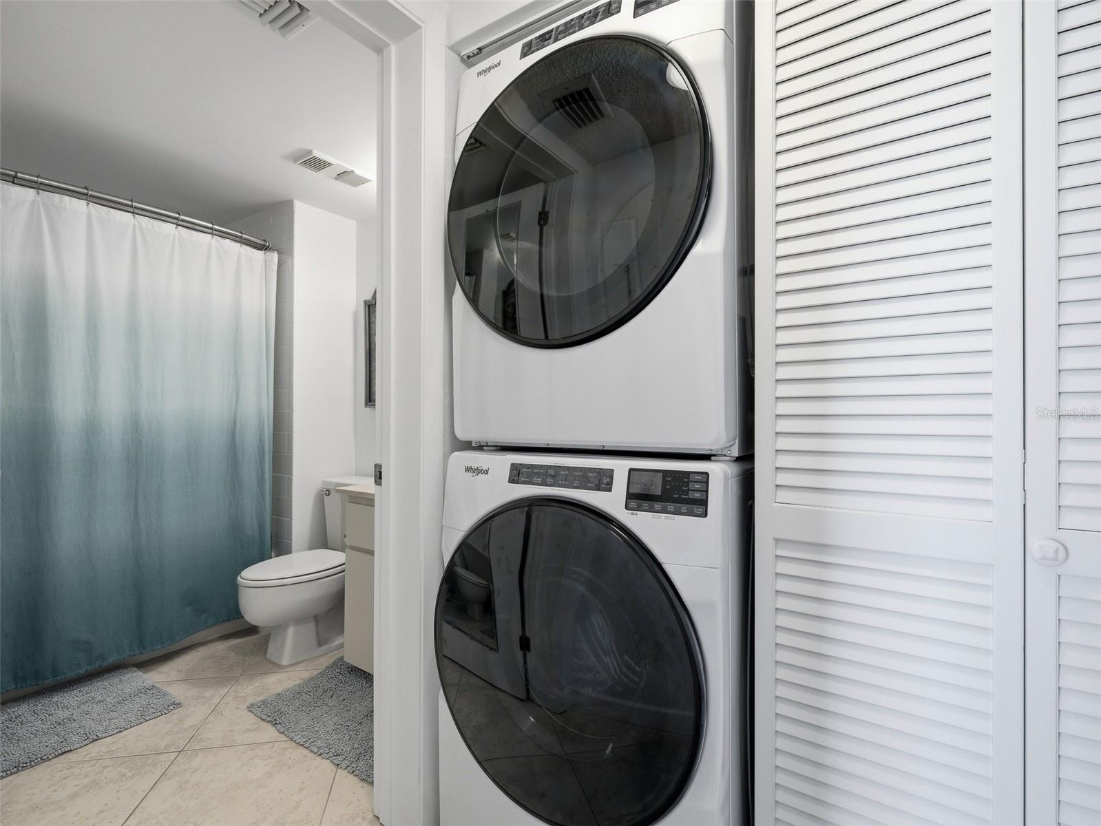 DIAMOND HEAD POINT CONDO - Residential