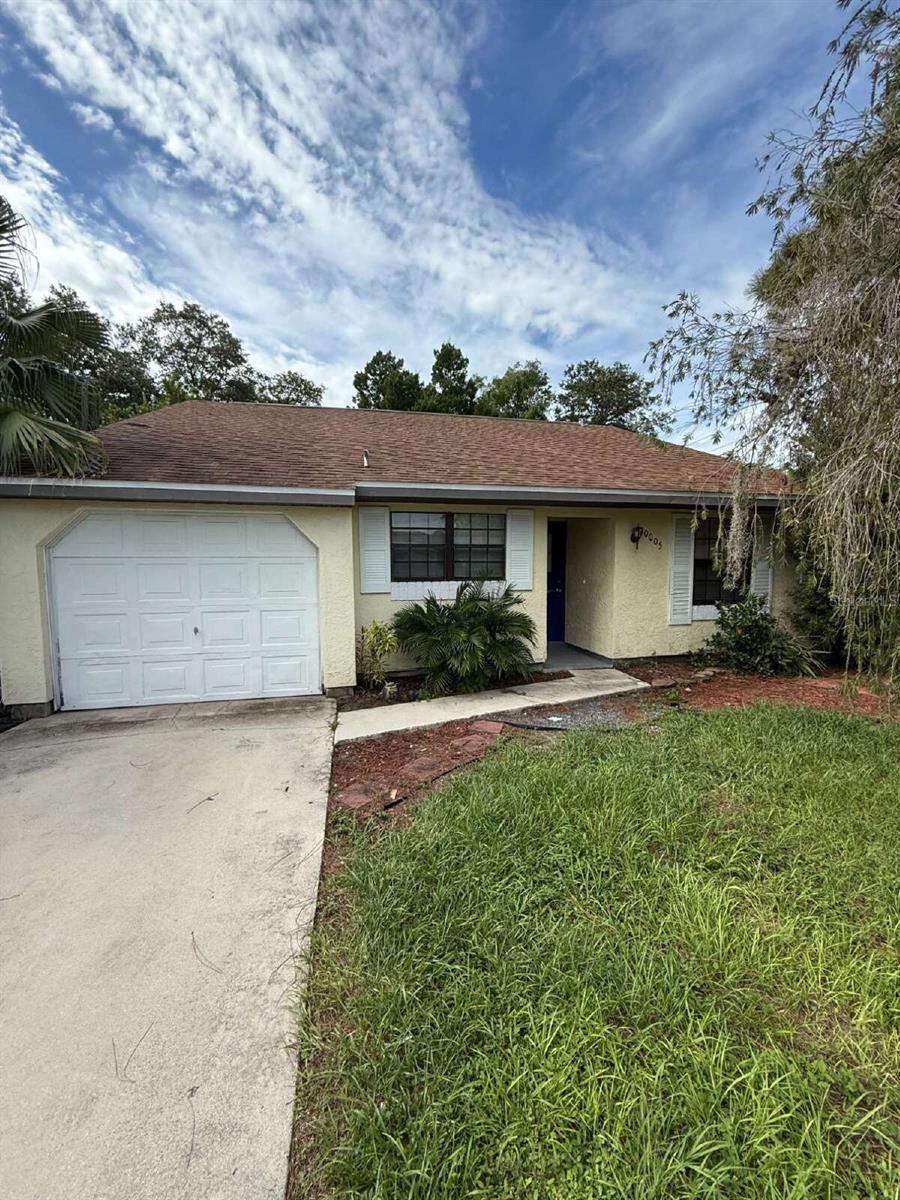 PORT CHARLOTTE SEC 96 01 - Residential Lease