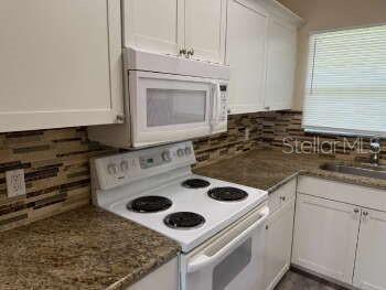 PORT CHARLOTTE SEC 96 01 - Residential Lease
