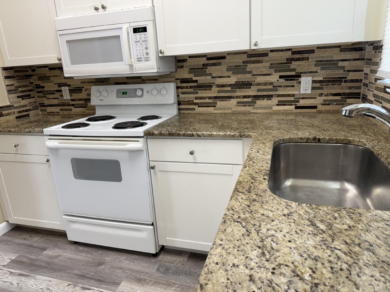 PORT CHARLOTTE SEC 96 01 - Residential Lease