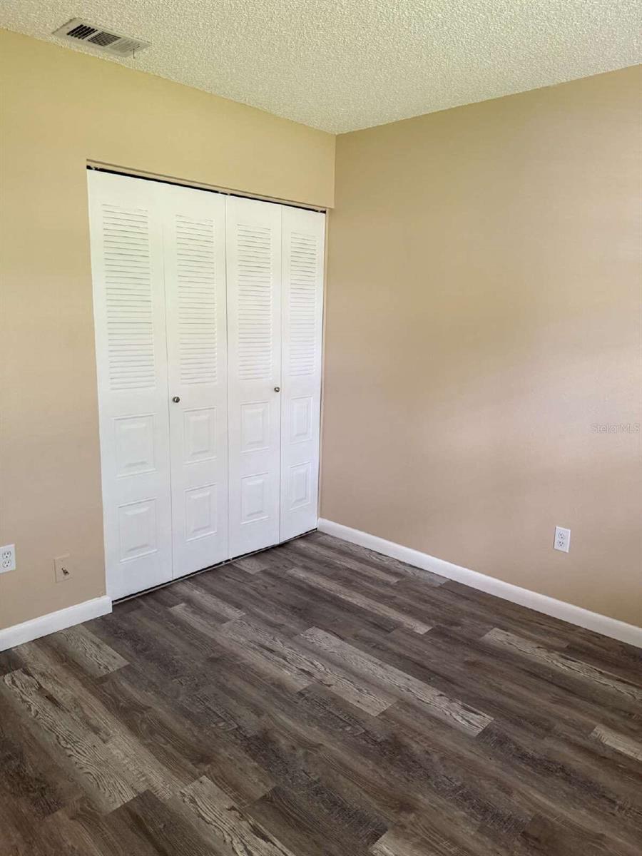 PORT CHARLOTTE SEC 96 01 - Residential Lease