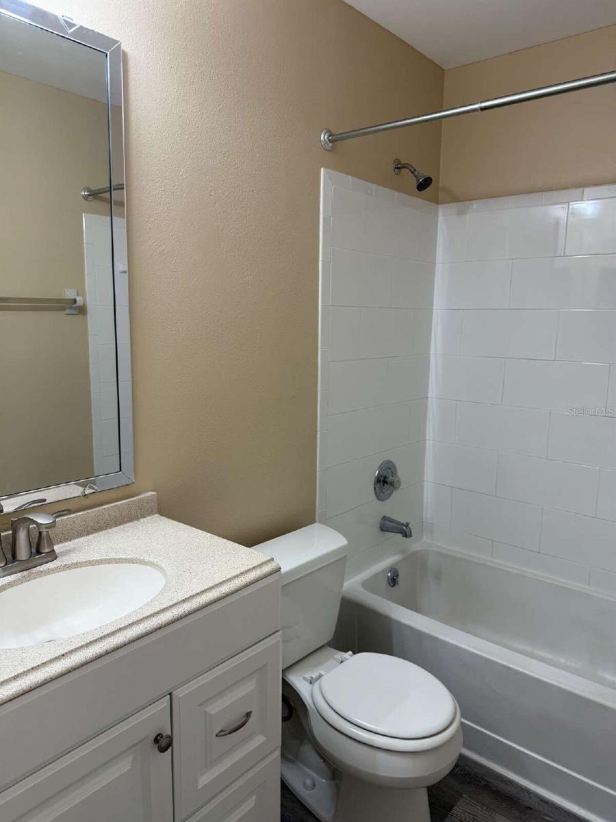 PORT CHARLOTTE SEC 96 01 - Residential Lease