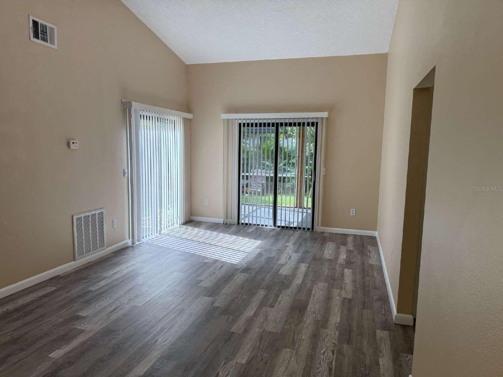 PORT CHARLOTTE SEC 96 01 - Residential Lease