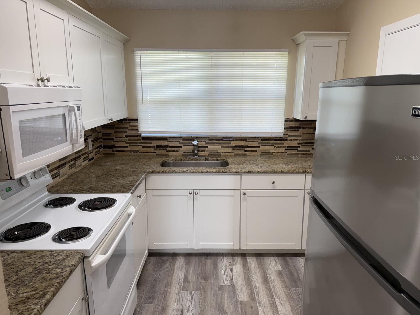 PORT CHARLOTTE SEC 96 01 - Residential Lease