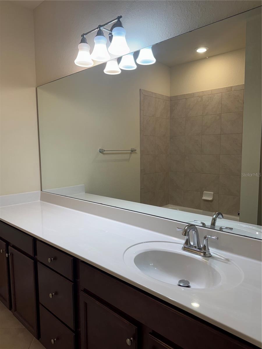 GRAN PARADISO, TWNHMS 1A - Residential