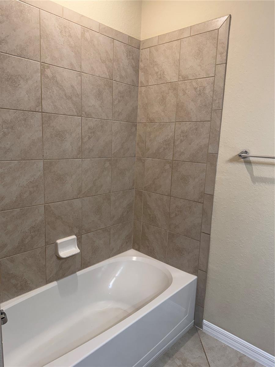 GRAN PARADISO, TWNHMS 1A - Residential