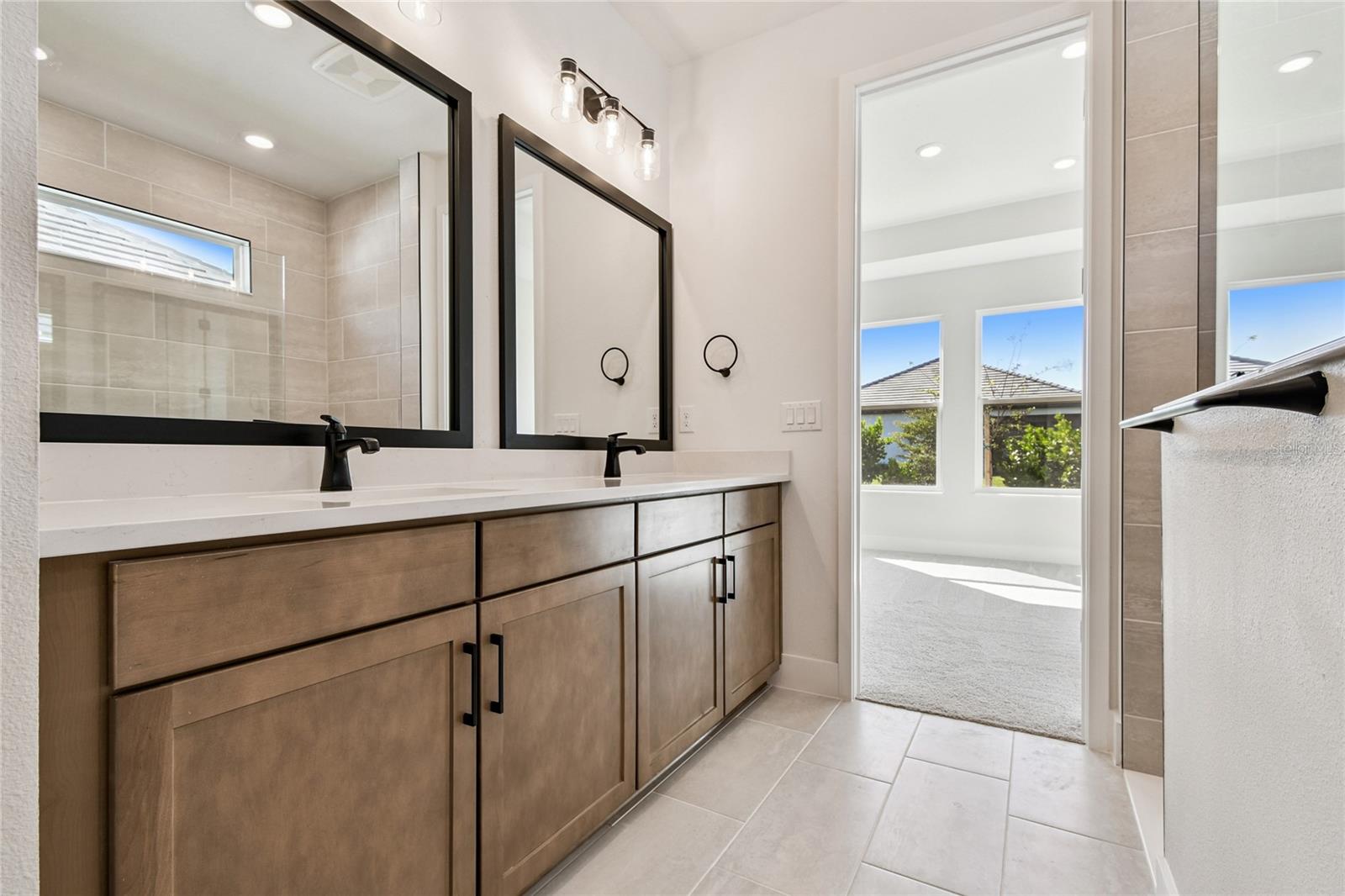 VISTERA OF VENICE - Residential