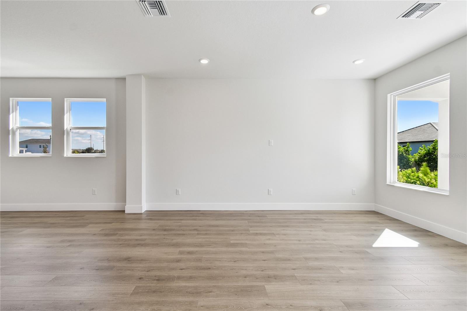 VISTERA OF VENICE - Residential