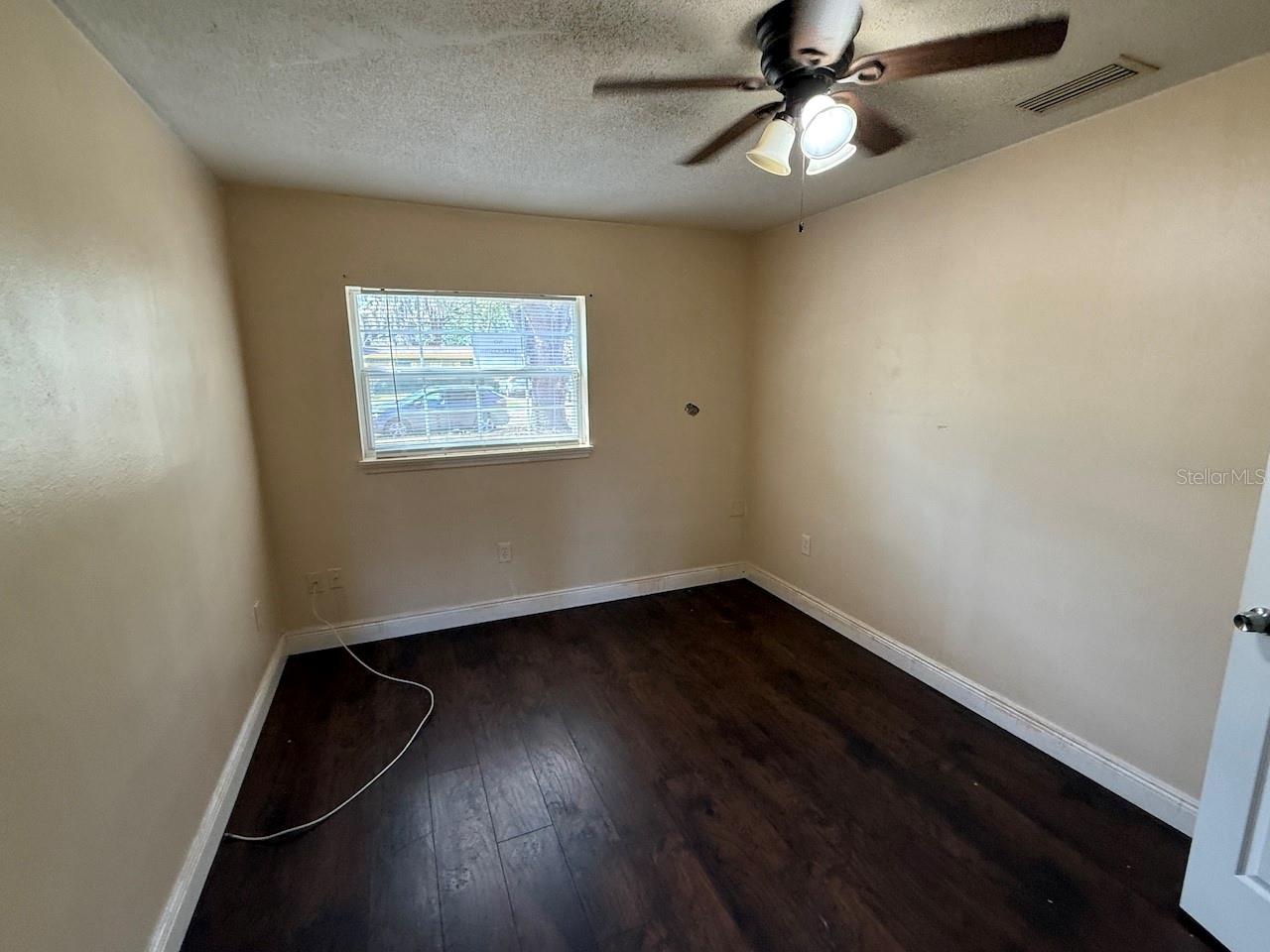 MEADOWBROOK ACRES 1ST ADD - Residential