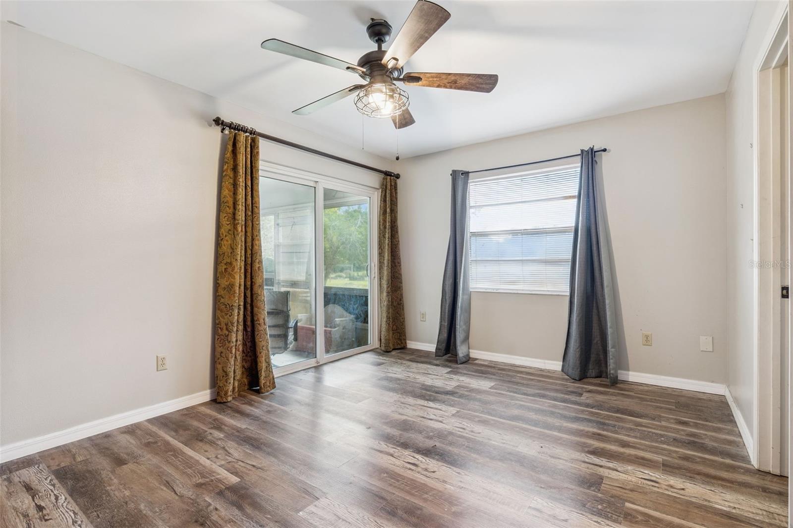 SPRING GARDEN CITY - Residential