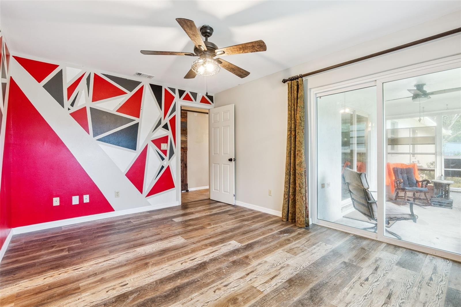 SPRING GARDEN CITY - Residential