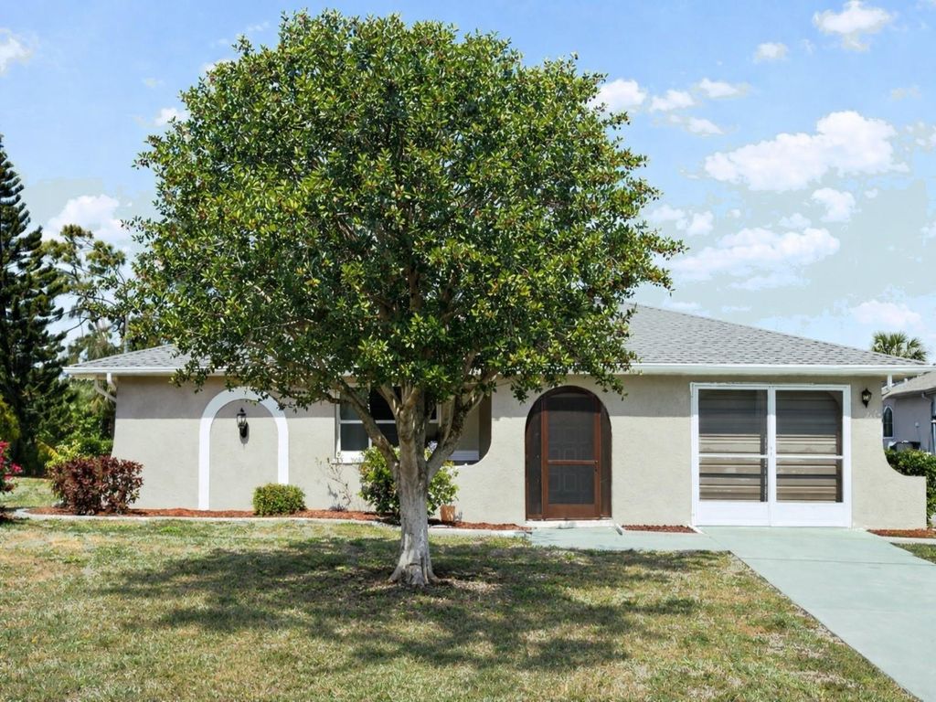 Photo of 485 Dorchester Street, Port Charlotte, FL 33954 (MLS # C7509821)