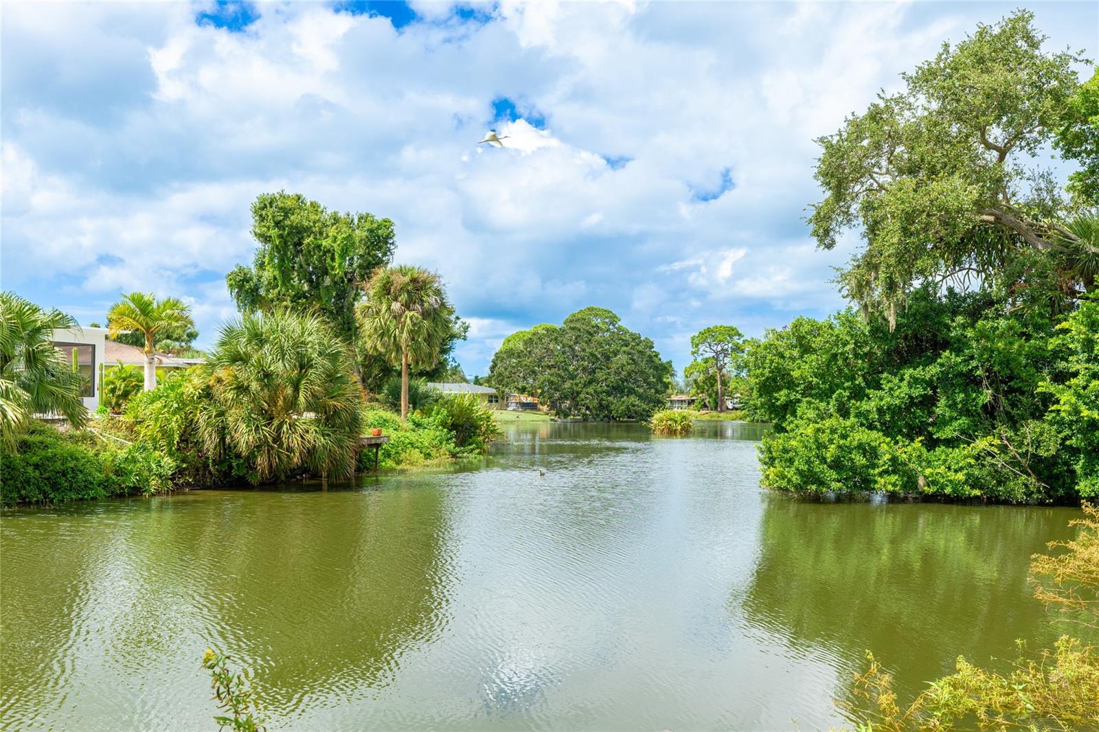 SHADOW LAKES - Residential Lease