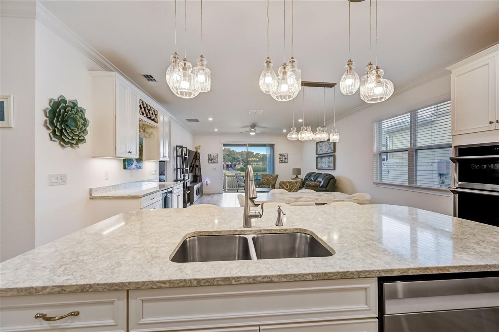 MIRABAY PRCL 8 - Residential