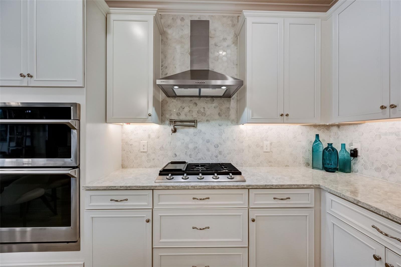 MIRABAY PRCL 8 - Residential