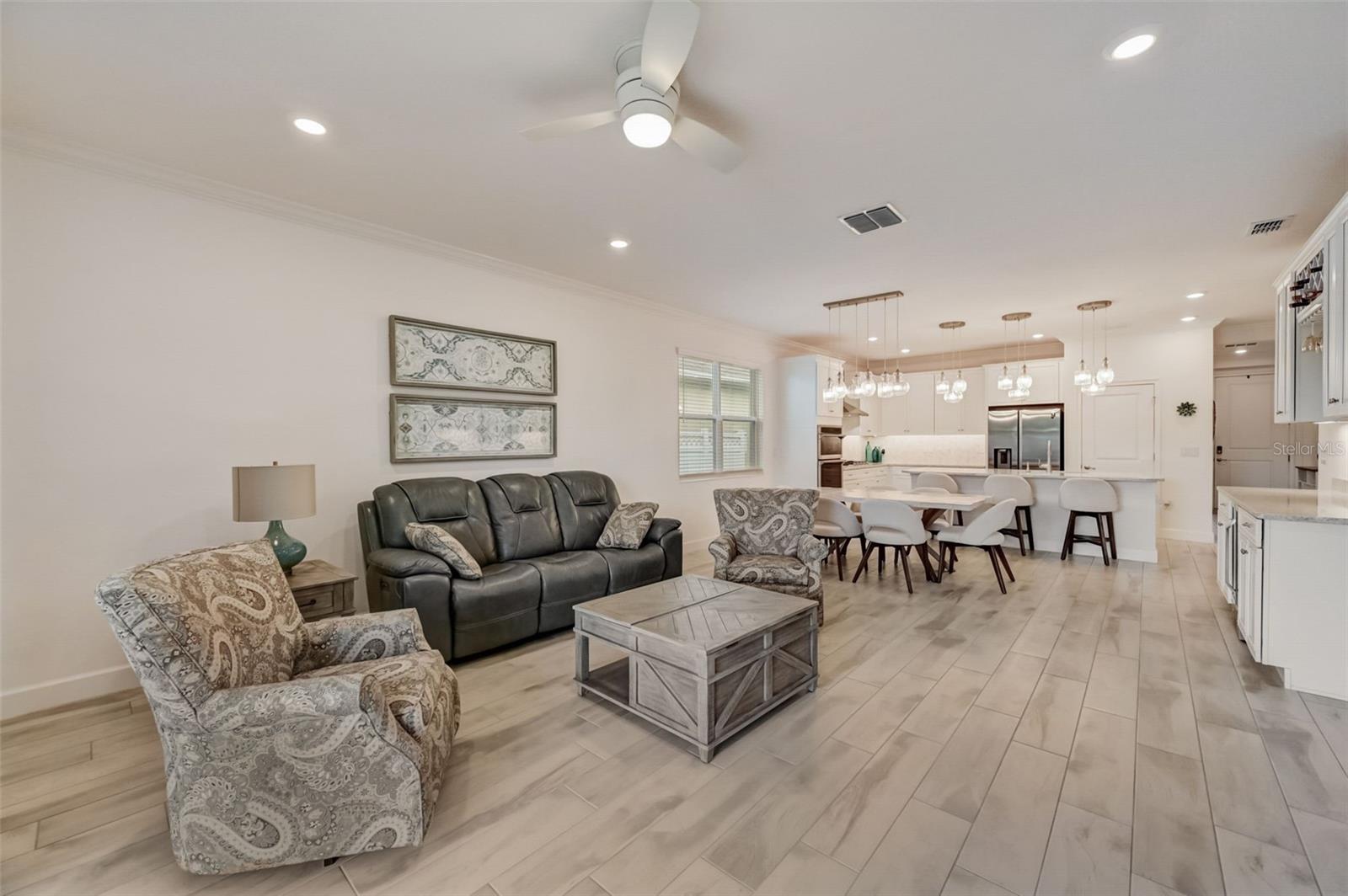 MIRABAY PRCL 8 - Residential