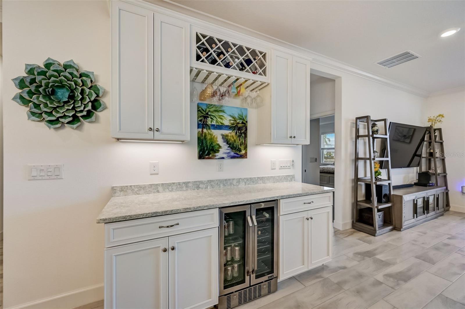 MIRABAY PRCL 8 - Residential