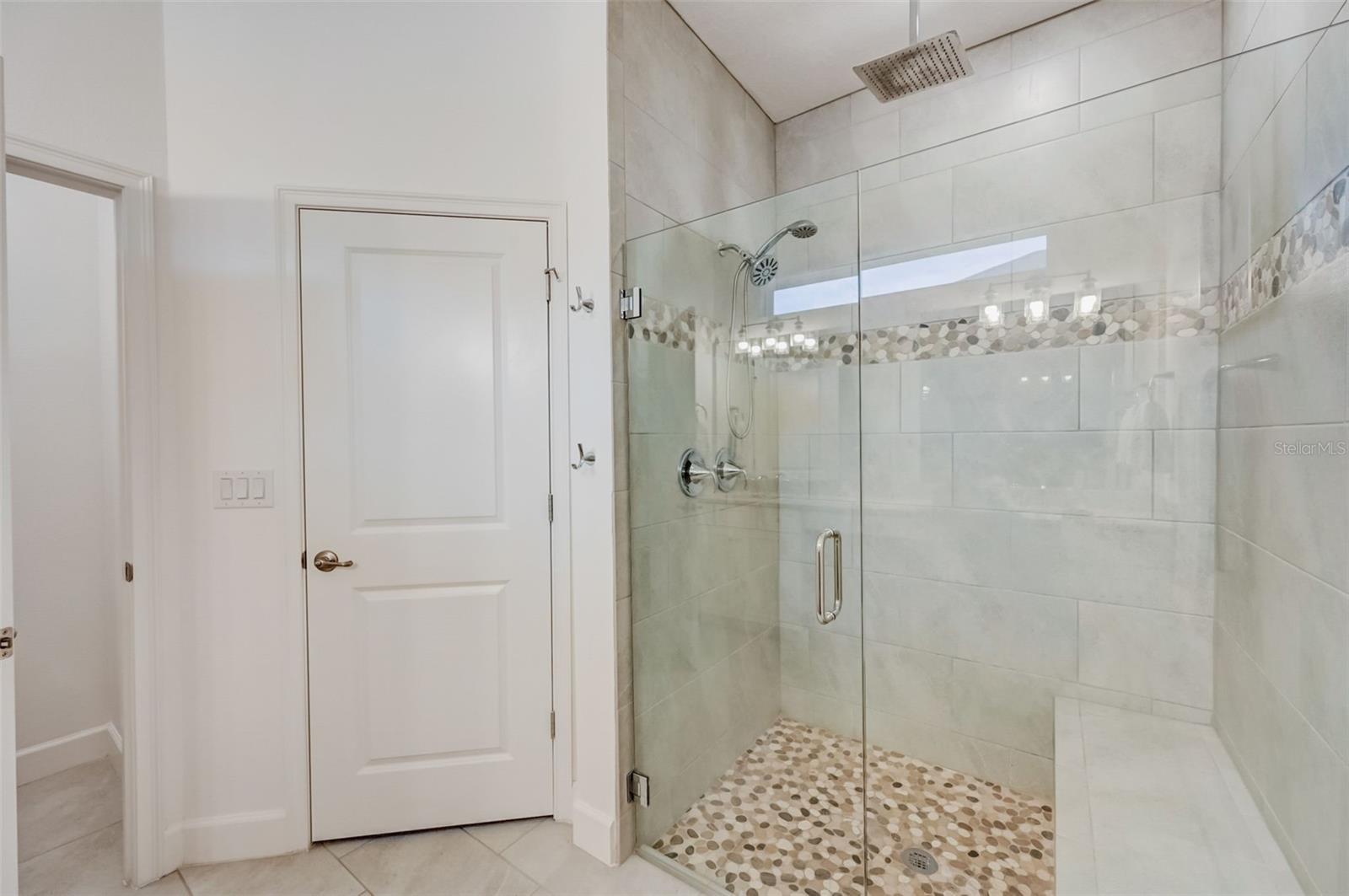 MIRABAY PRCL 8 - Residential