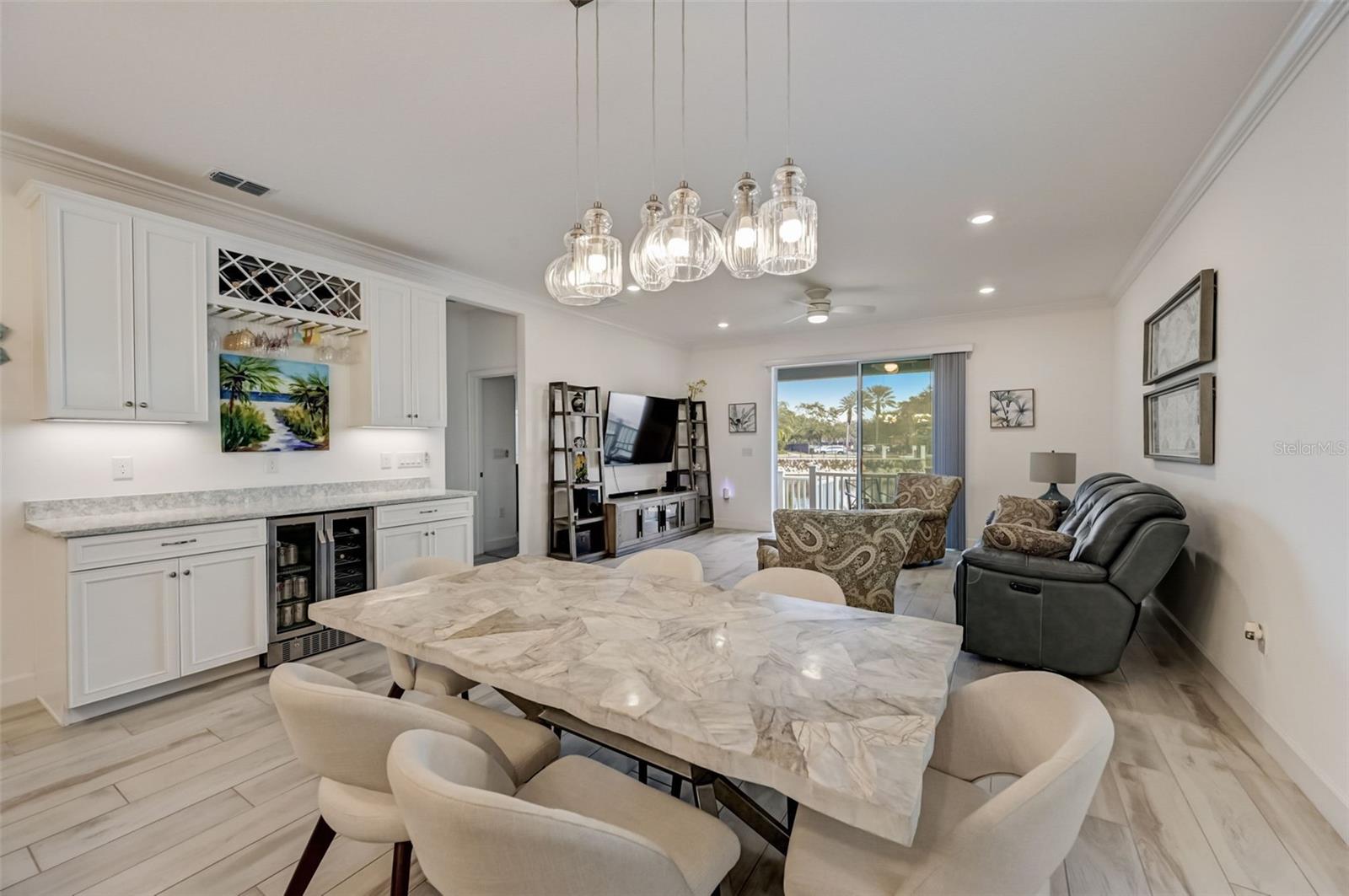 MIRABAY PRCL 8 - Residential