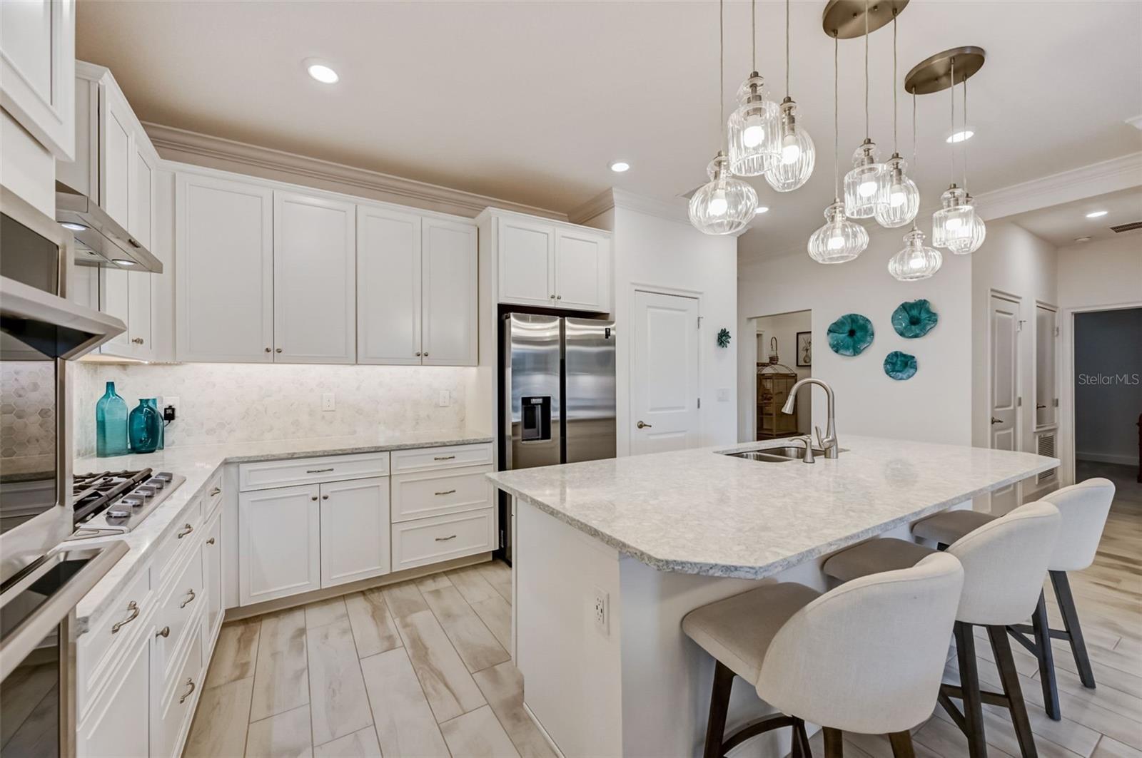 MIRABAY PRCL 8 - Residential