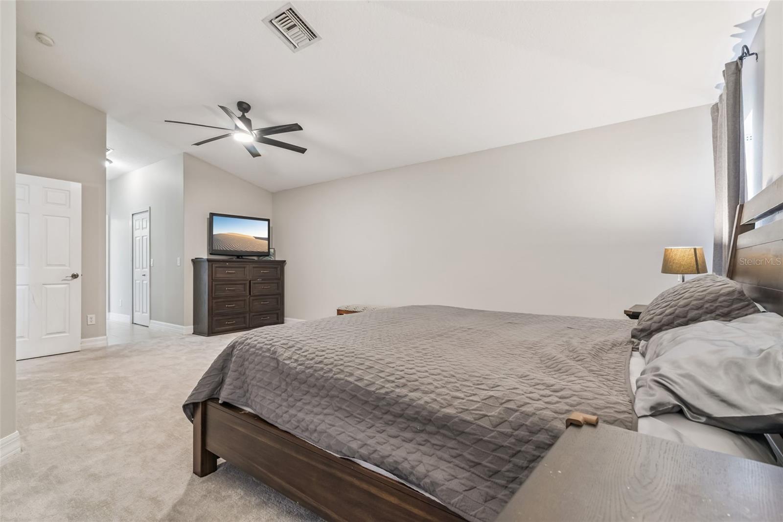 BLUE LAKE ESTATES - Residential