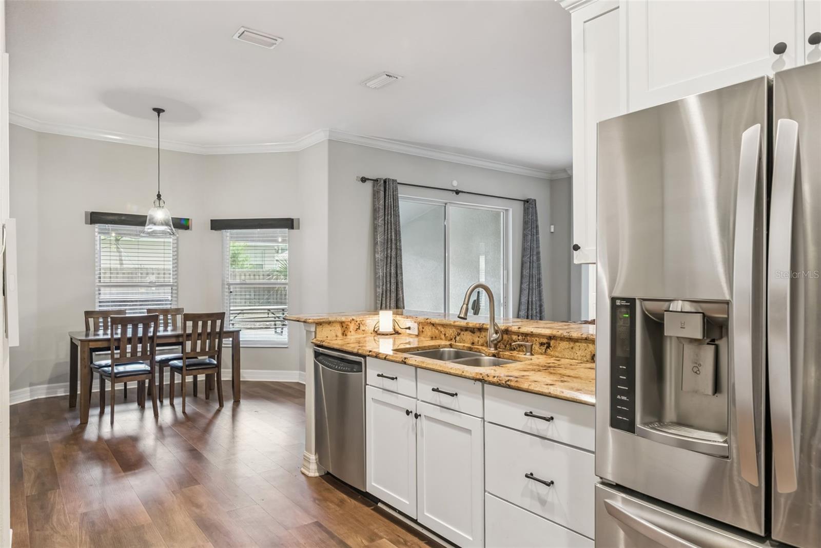 BLUE LAKE ESTATES - Residential