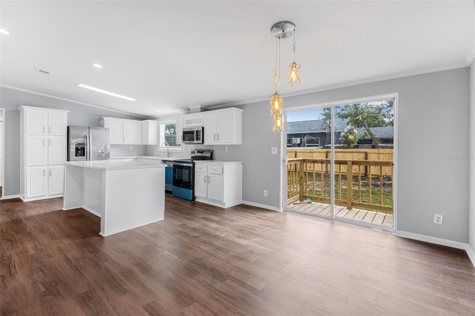 ZEPHYRHILLS COLONY CO - Residential