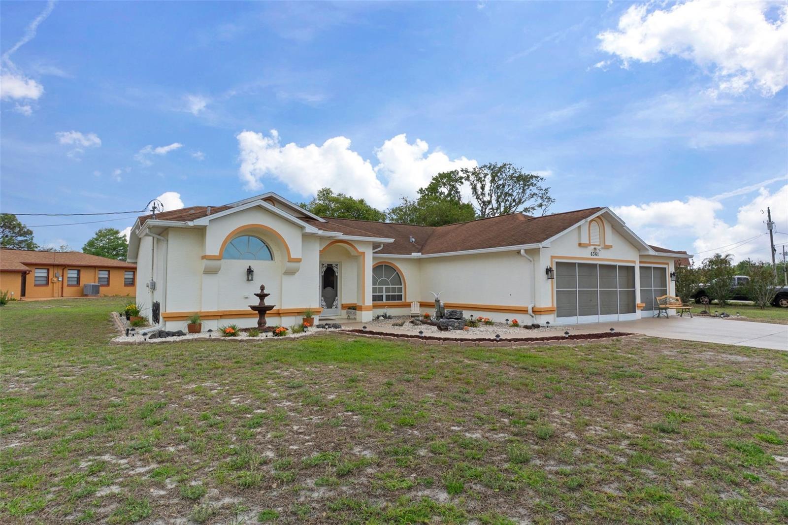 SPRING HILL - Residential