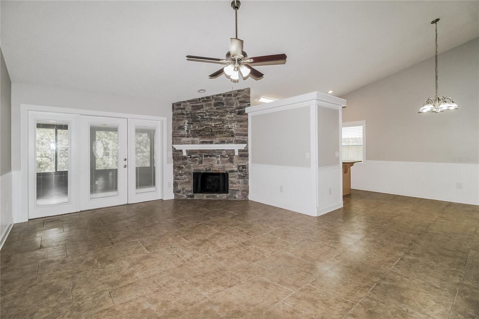 VOTAW VILLAGE PH 02 - Residential Lease