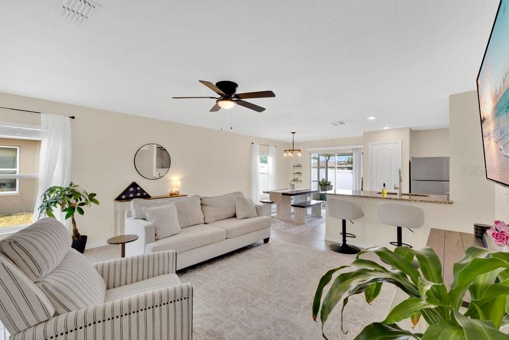 392 KENSINGTON VIEW DRIVE