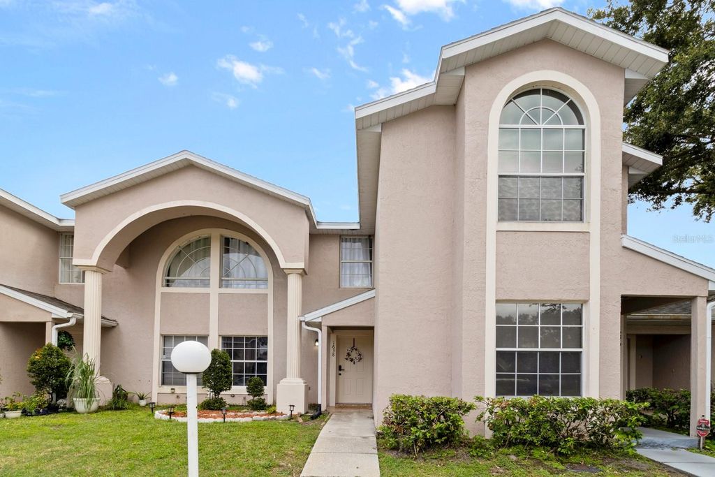 Photo of 1638 Windsor Oak Court, Kissimmee, FL 34744 (MLS # S5133782)