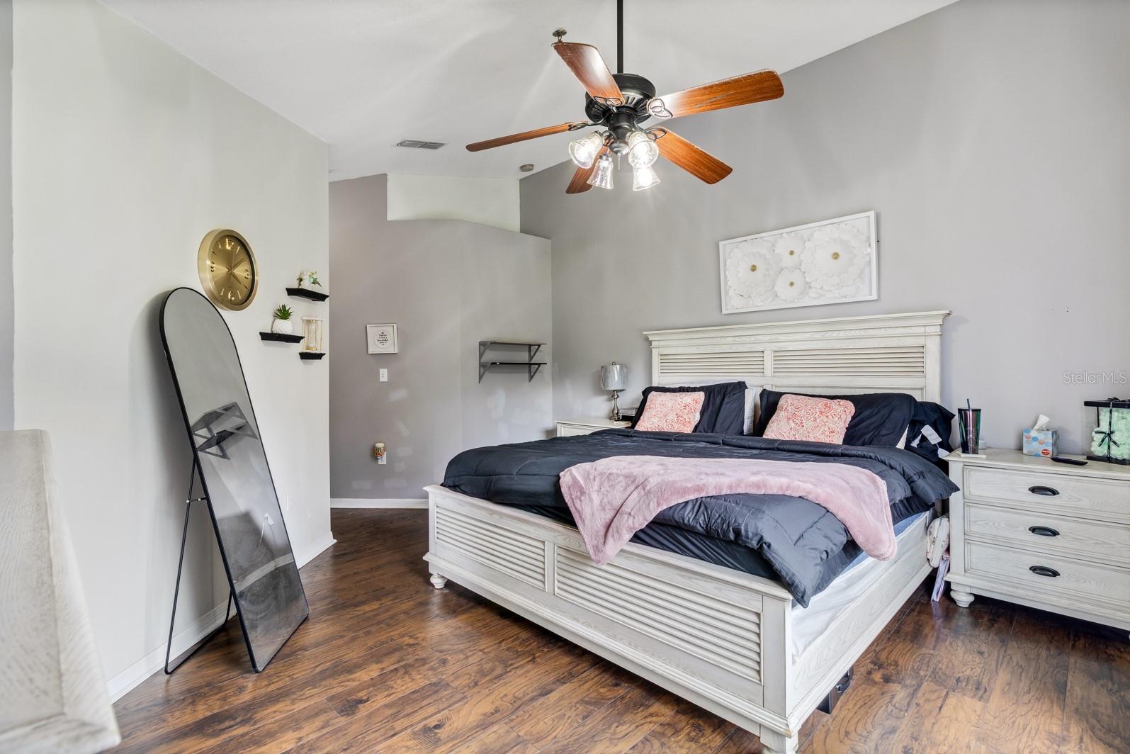 1638 WINDSOR OAK COURT