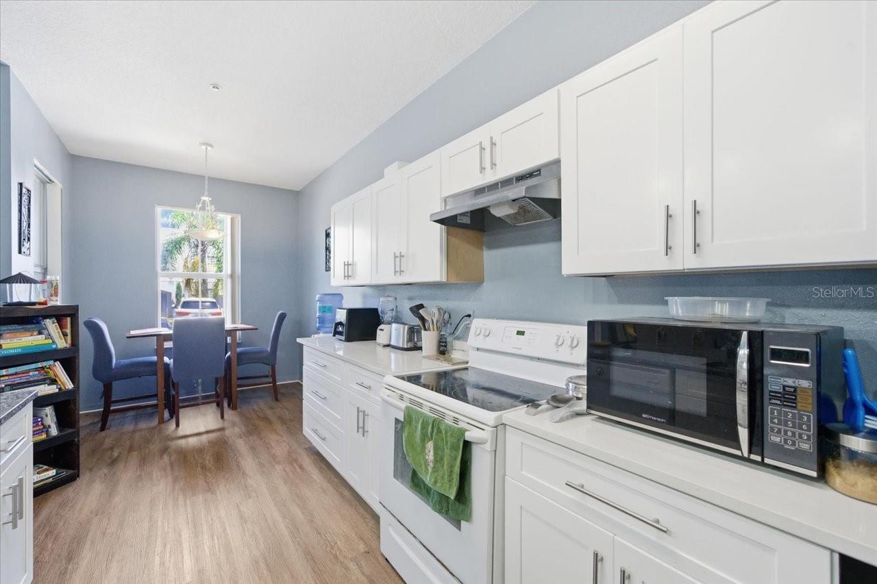 SUNRIDGE OF TAMPA BAY A CONDOM - Residential