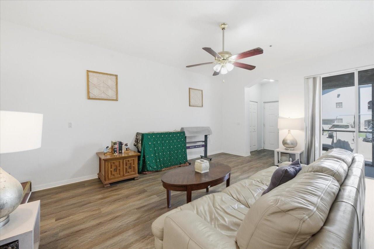 SUNRIDGE OF TAMPA BAY A CONDOM - Residential