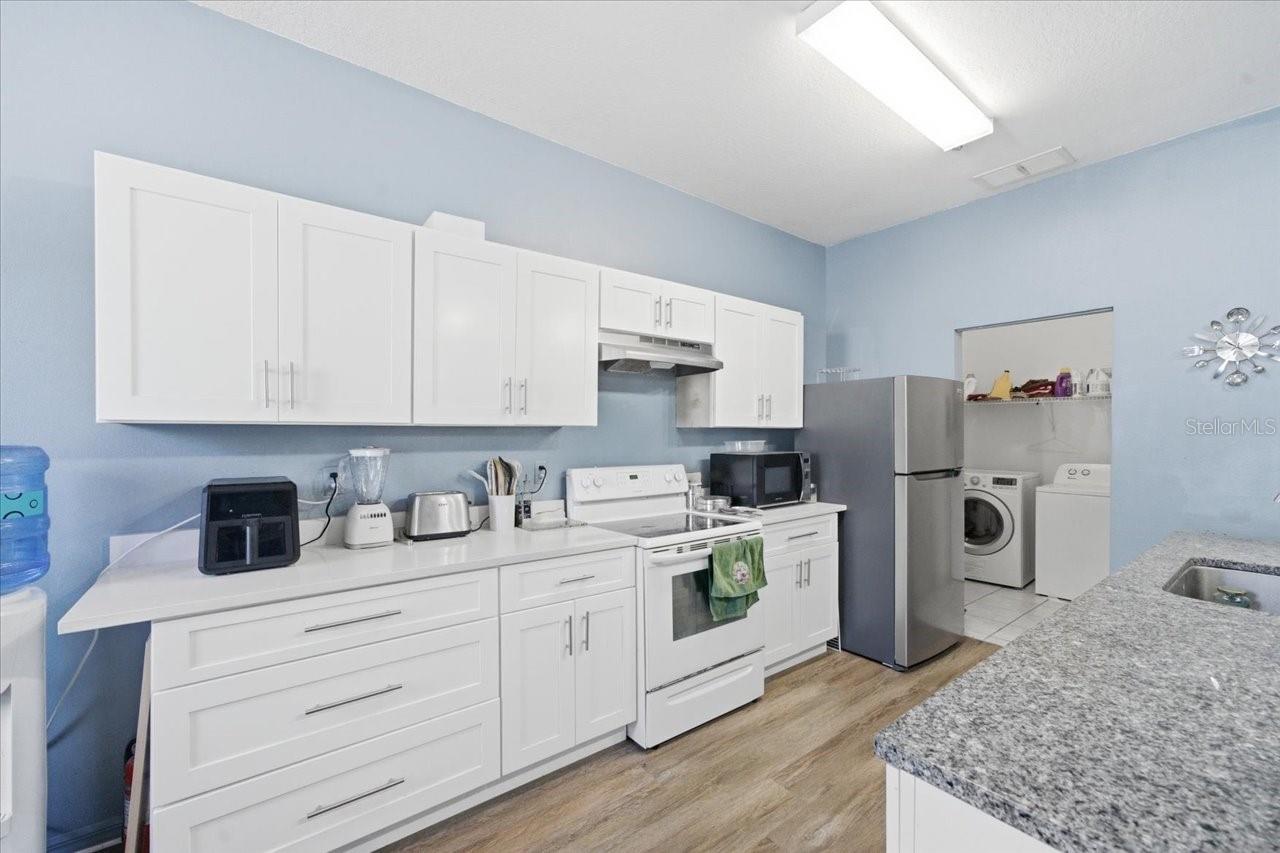 SUNRIDGE OF TAMPA BAY A CONDOM - Residential