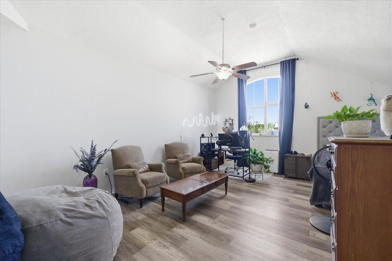 SUNRIDGE OF TAMPA BAY A CONDOM - Residential