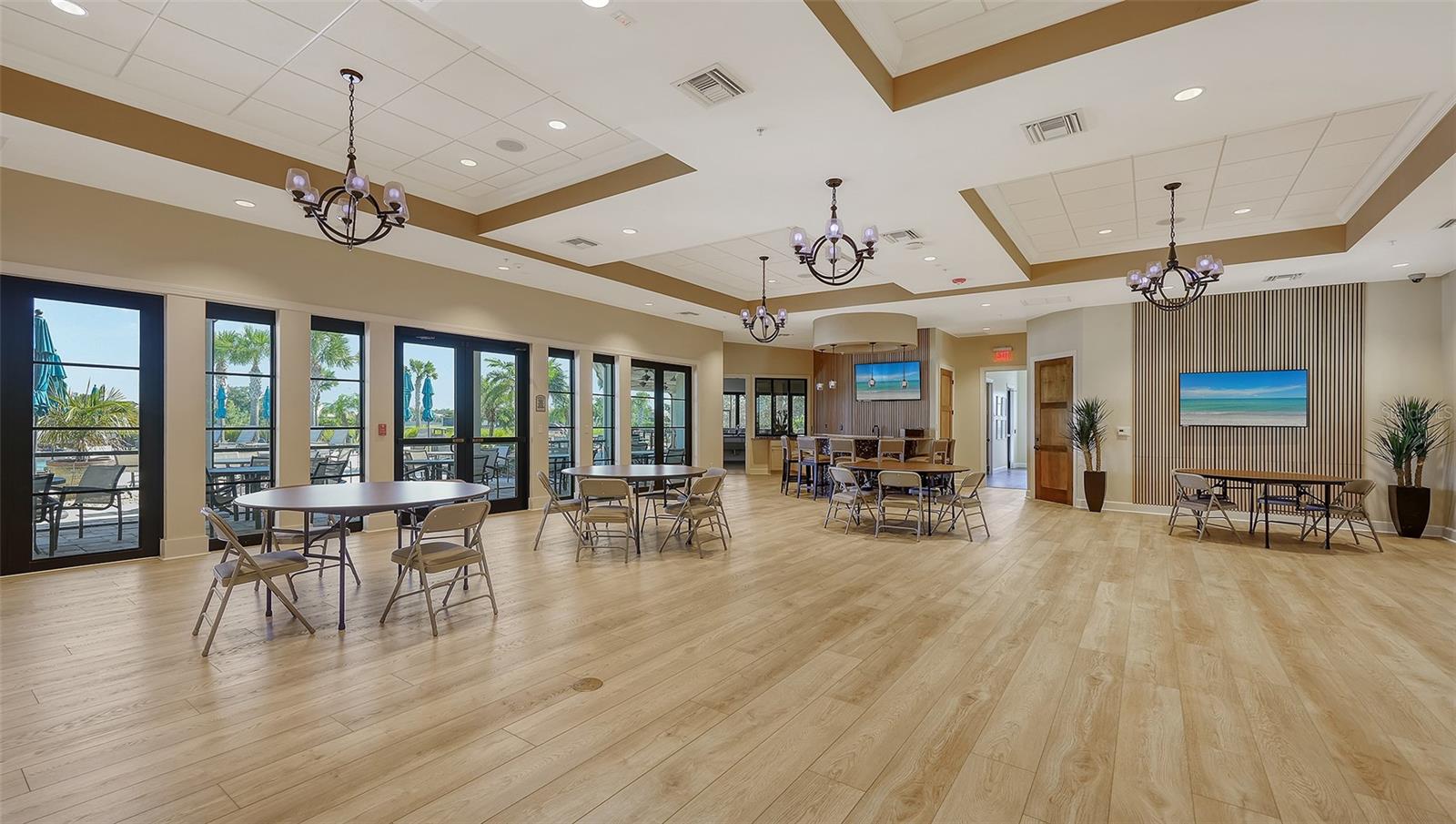 SANDHILL PRESERVE - Residential