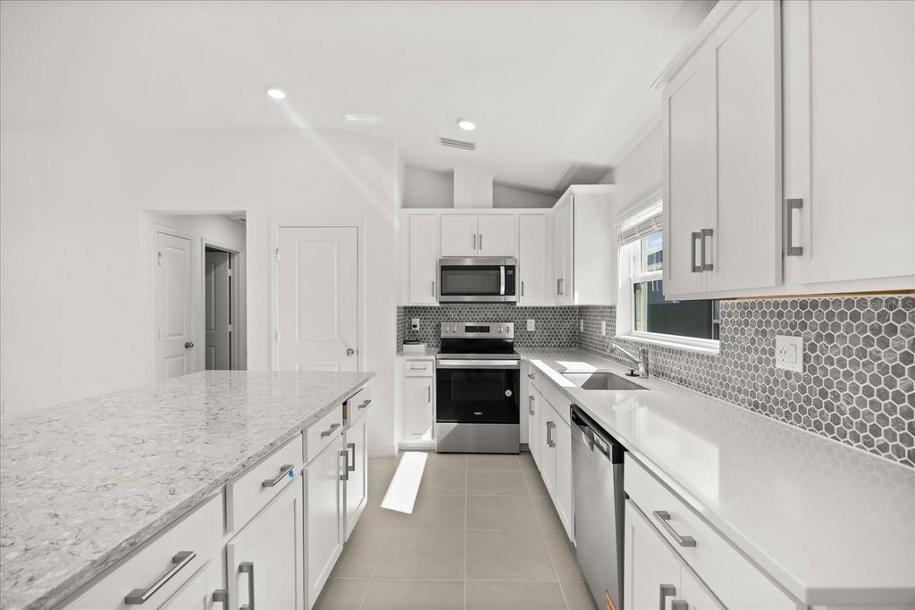 Photo of 524 Carya Way, Auburndale, FL 33823 (MLS # O6384705)